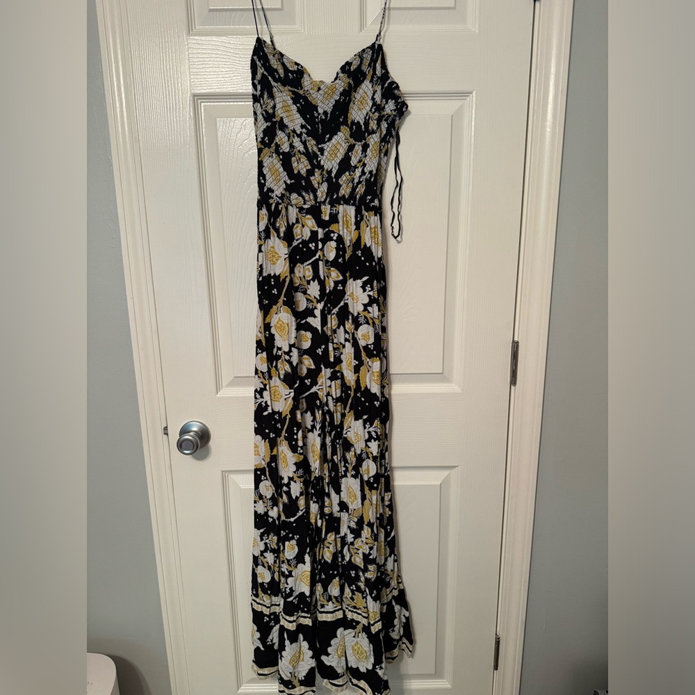 Free people jumpsuit. Size xl. Never worn.